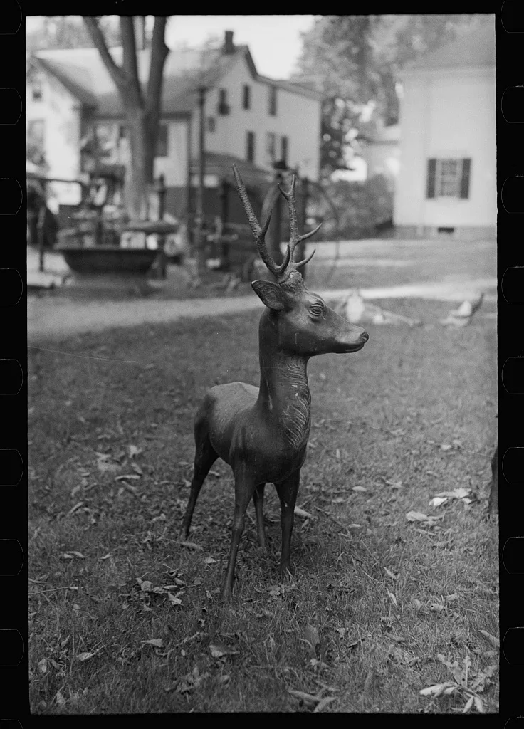 Garden monuments, Rockland, Maine, 1937