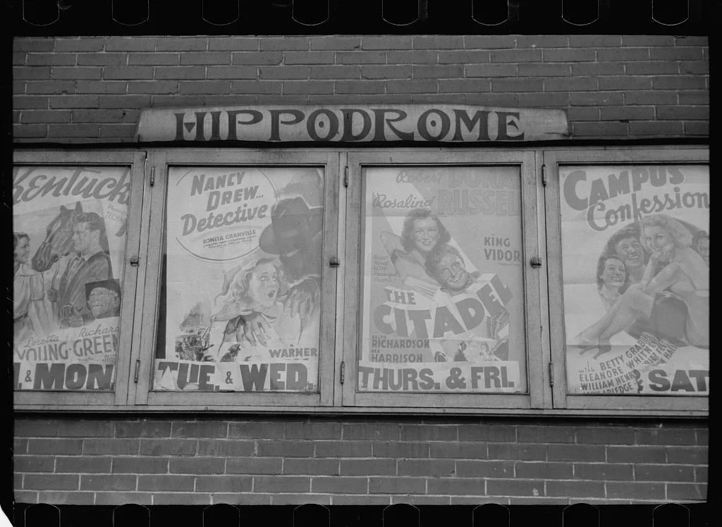 Movie advertisements, Herrin, Illinois, 1939