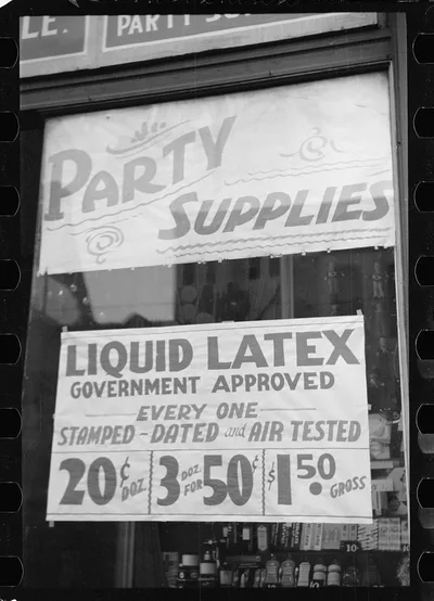 Sign, Baltimore street, Baltimore, Maryland, 1939