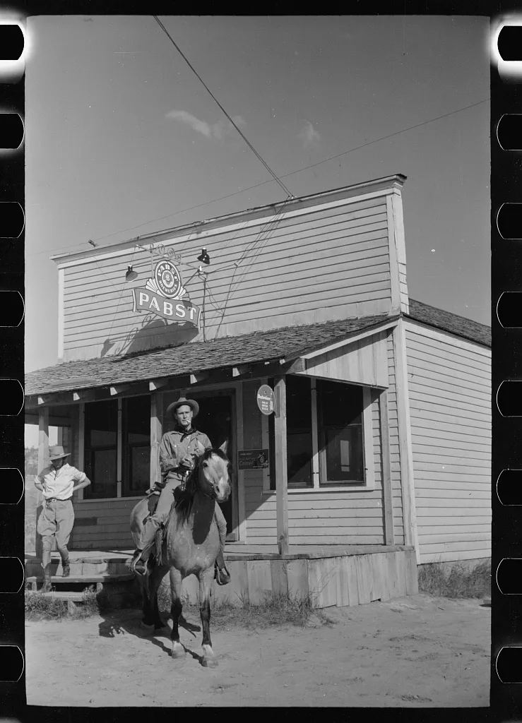 Beer parlor, Birney, Montana, 1939