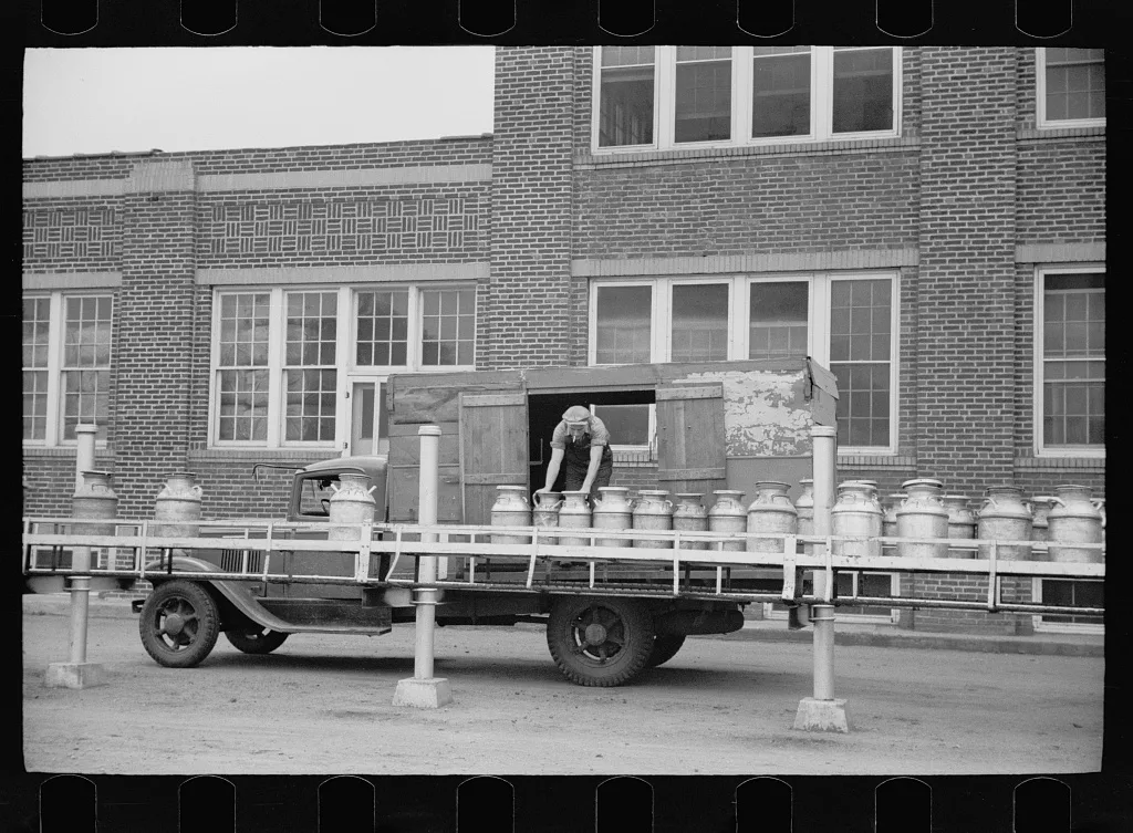 Milk receiving station, Farmington, Minnesota, 1939