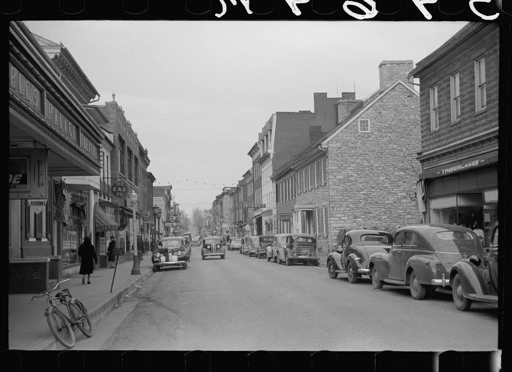 Main street, Winchester, Virginia, 1940