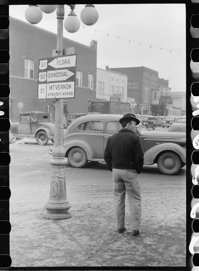 Oil worker, Salem, Illinois, 1940