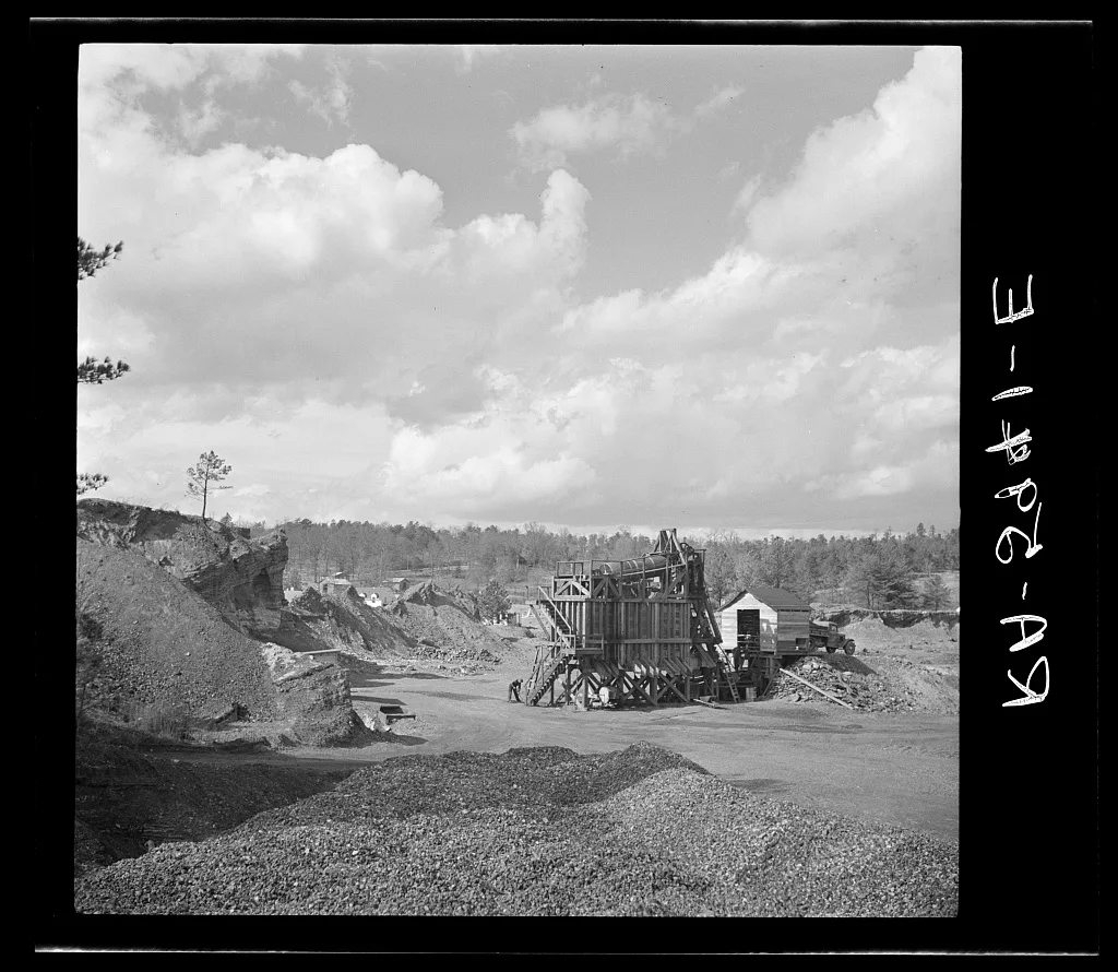 [Untitled photo, possibly related to: Slagheap being used as…, Alabama, 1937