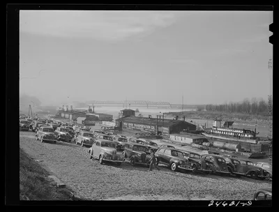 Memphis, Tennessee. Cars parked on Mississippi River levee, 1942