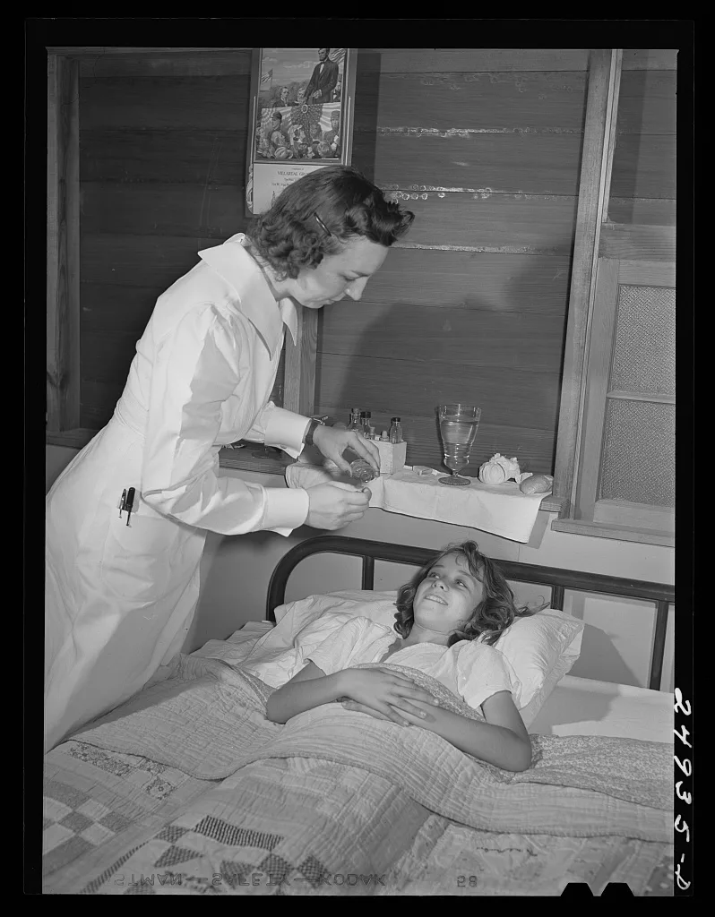 Harlingen, Texas. FSA (Farm Security Administration) camp. Nurse on…, 1942