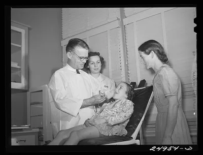[Untitled photo, possibly related to: Harlingen, Texas. FSA (Farm…, 1942