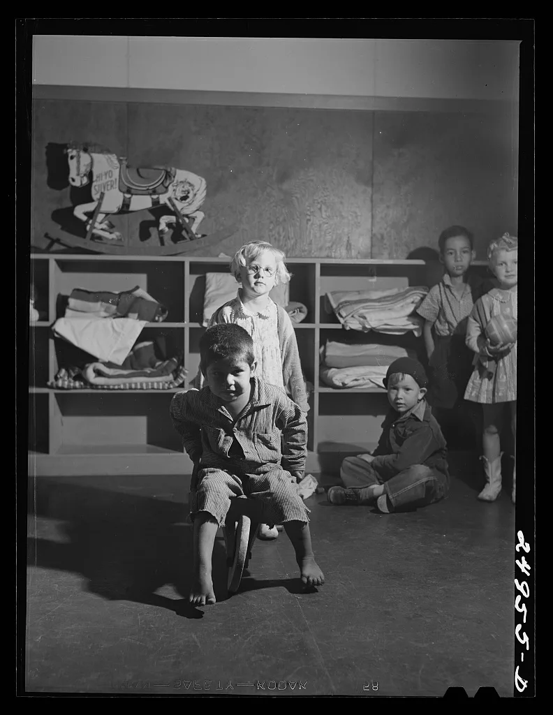 [Untitled photo, possibly related to: Harlingen, Texas. FSA (Farm…, 1942