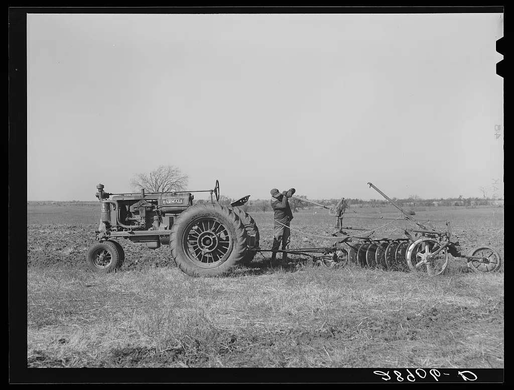 In good years and bad Jerry Vardiman has a good home and plenty to…, Missouri, 1939