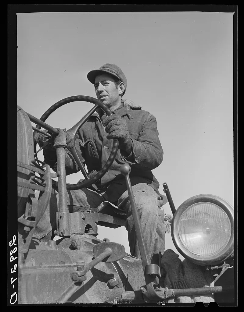 Jerry Vardiman, a typical coop member, averaged 480 dollars in 1938.…, Missouri, 1939