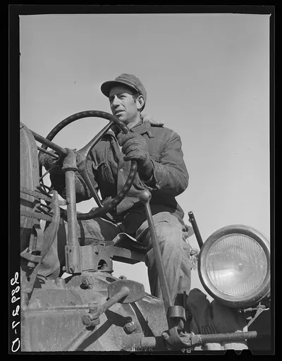 Jerry Vardiman, a typical coop member, averaged 480 dollars in 1938.…, Missouri, 1939