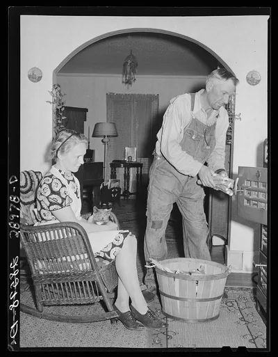 Fred Maschman, TP client, and his wife did most of the work of…, Iowa, 1939