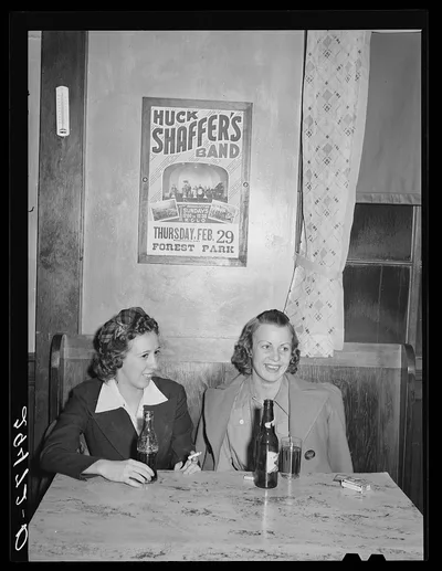 Girls in beer parlor adjoining dance hall. Marshalltown, Iowa, 1940