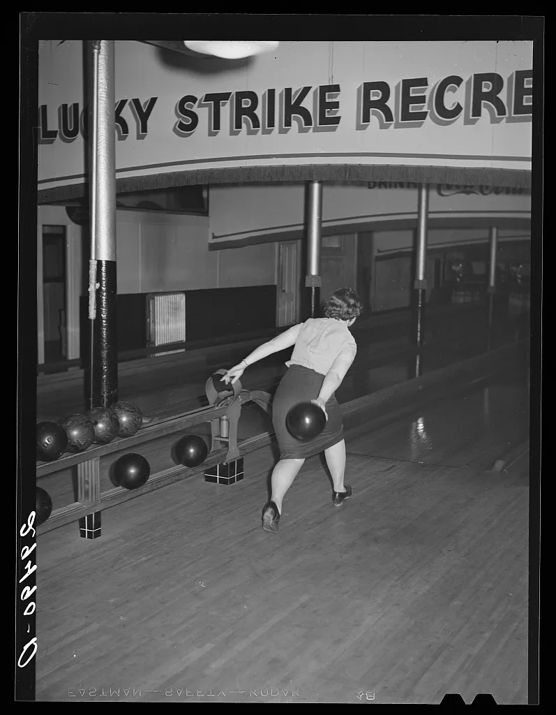 Girl bowling. Clinton, Indiana, 1940