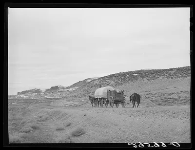 Sheepherder's wagon on U.S. 30, Sweetwater County, Wyoming, 1940