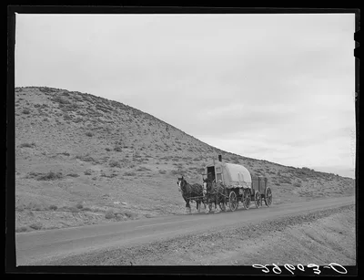 Sheepherder's wagon on U.S. 30. Sweetwater County, Wyoming, 1940