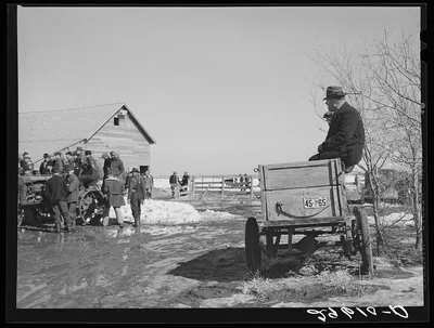 Farmers at auction. Zimmerman farm near Hastings, Nebraska, 1940