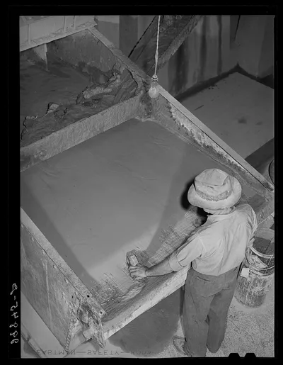 Settling tank in gold ore. Mill. El Dorado Canyon, Nevada, 1940