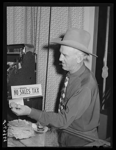 Paying the check in restaurant. Las Vegas, Nevada, 1940
