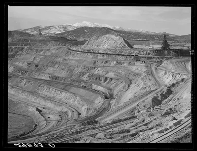 Copper pit. Ruth, Nevada, 1940