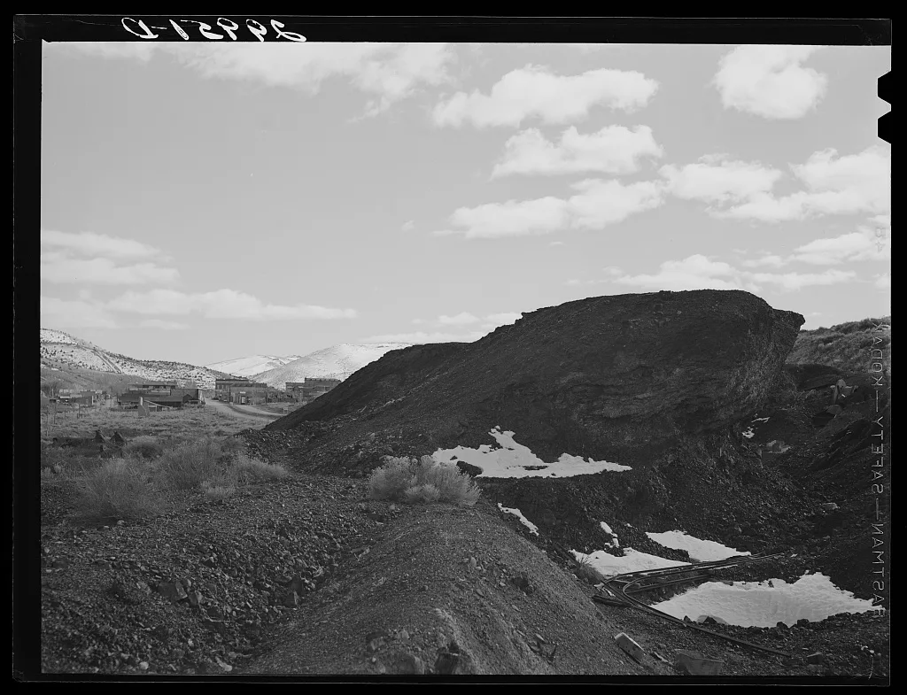 Abandoned mine workings. Austin, Nevada, 1940