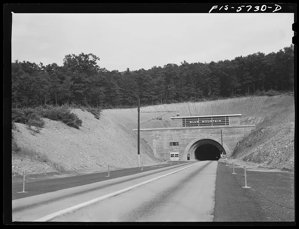 Pennsylvania Turnpike, Pennsylvania. Tunnel, 1942