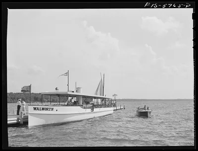 Lake Geneva, Wisconsin. Excursion boats, 1942