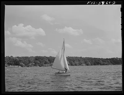 Lake Geneva, Wisconsin. Sailing, 1942