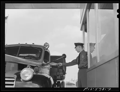 Pennsylvania Turnpike, Pennsylvania. Paying toll, 1942